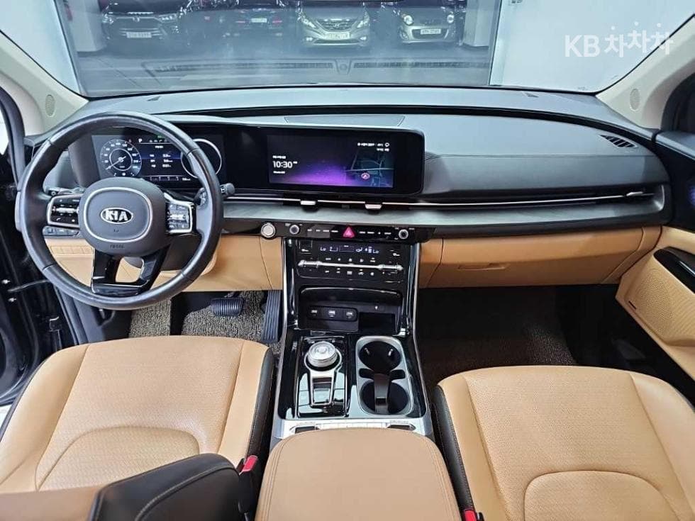 Kia Carnival 4th generationD2.2 7-seater (Limousine) Signature - 7