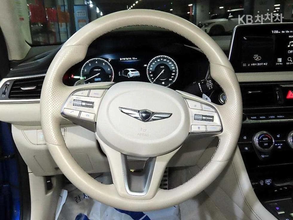 Genesis G70 SPORT3.3T SPORT AWD Prestige - 8