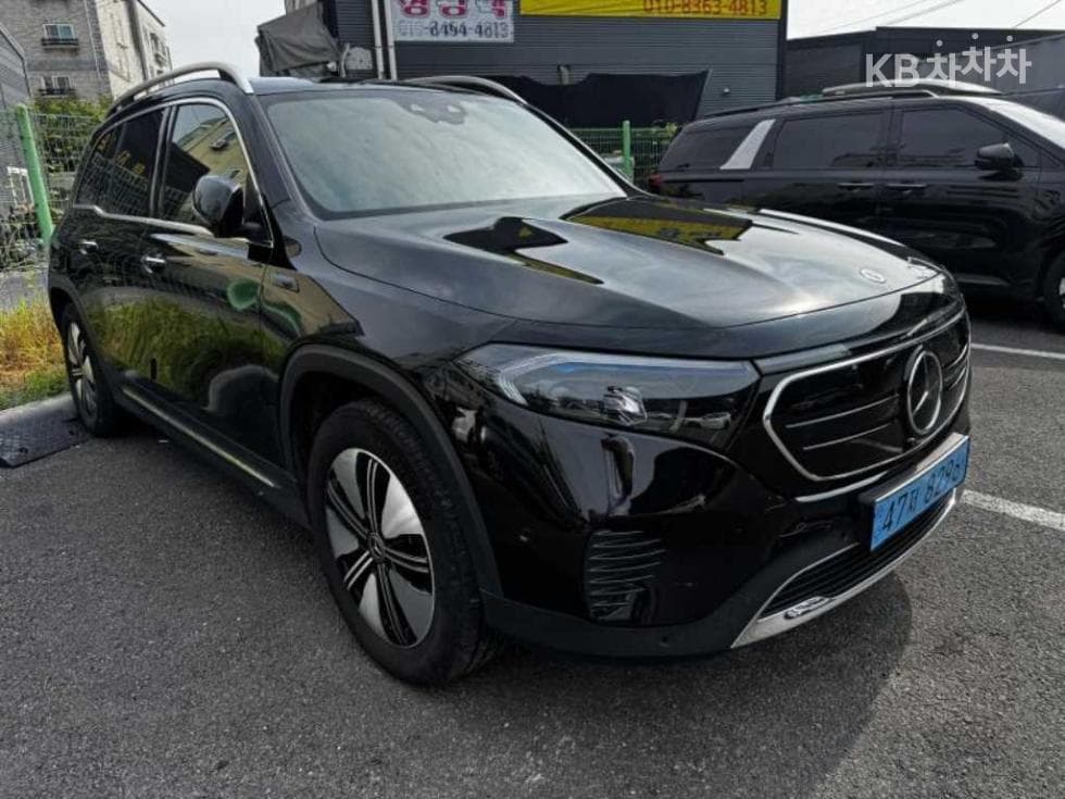 Mercedes-Benz EQB (X243)EQB 300 4Matic Standard - 2