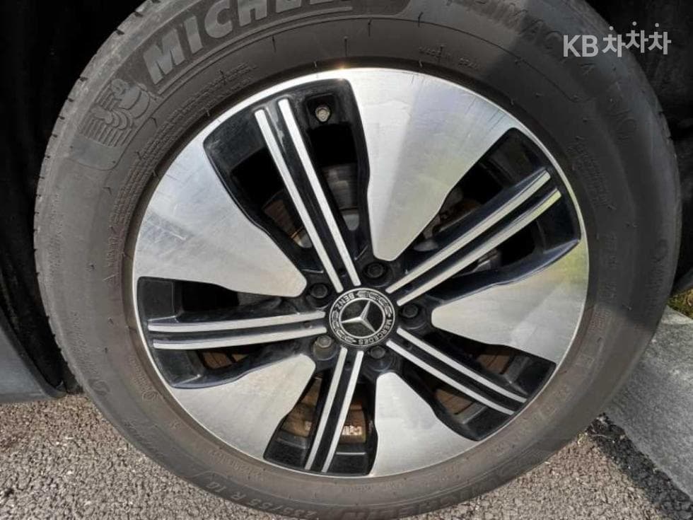 Mercedes-Benz EQB (X243)EQB 300 4Matic Standard - 10