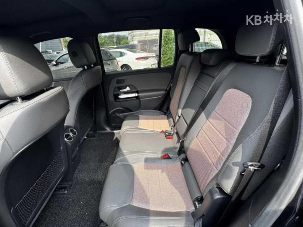 Mercedes-Benz EQB (X243)EQB 300 4Matic Standard - 18