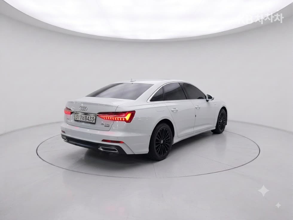 Audi A6(C8)45 TFSI Quattro Premium - 4