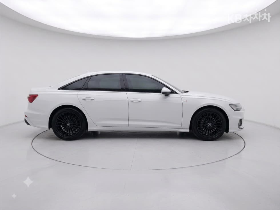 Audi A6(C8)45 TFSI Quattro Premium - 3