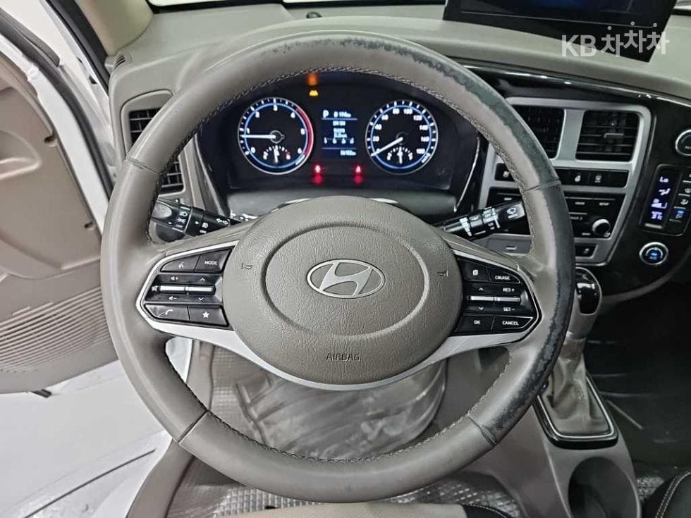 Хюндай Porter 2Удължено междуосие Super Cab LPG Premium - 9
