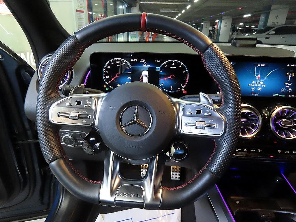 Mercedes-Benz GLB(X247)M-AMG GLB 35 4Matic - 8