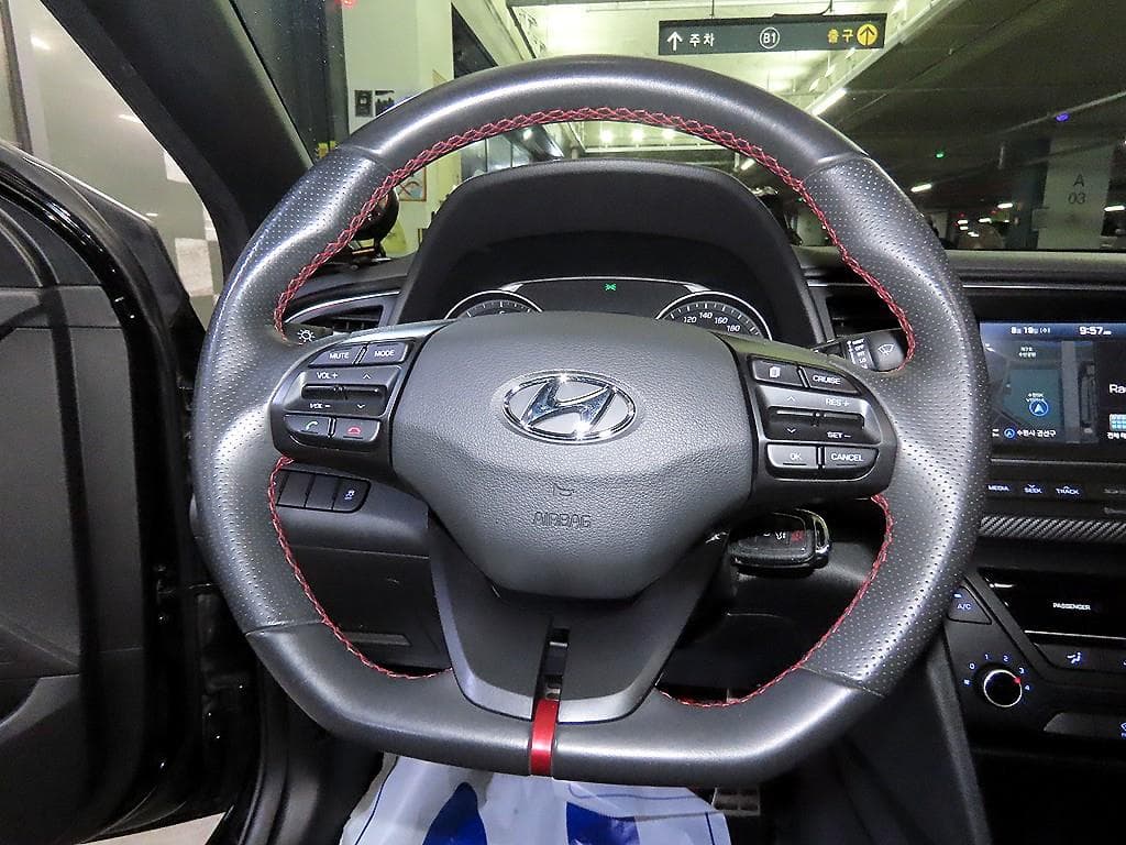 Hyundai Avante (Elantra)AD1.6 Turbo Gasoline Direct Injection 스포츠 - 8