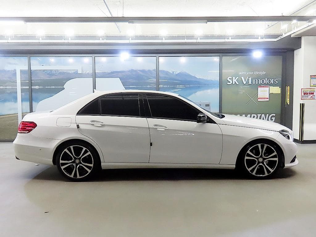 Mercedes-Benz New E-ClassE220 블루텍 Avantgarde 스포츠 W212 - 3