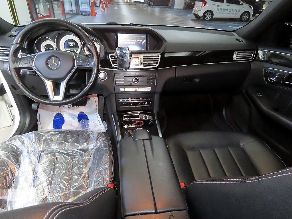 Mercedes-Benz New E-ClassE220 블루텍 Avantgarde 스포츠 W212 - 10