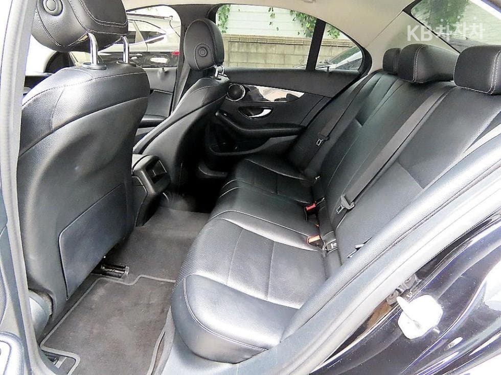 Mercedes-Benz The New (facelift) C-ClassC200d - 6