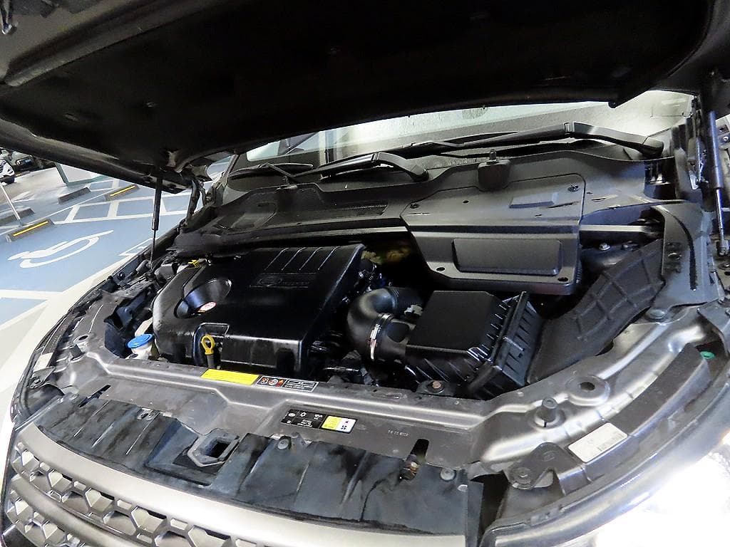 Land Rover 디스커버리 스포츠2.0 TD4 HSE Luxury - 19