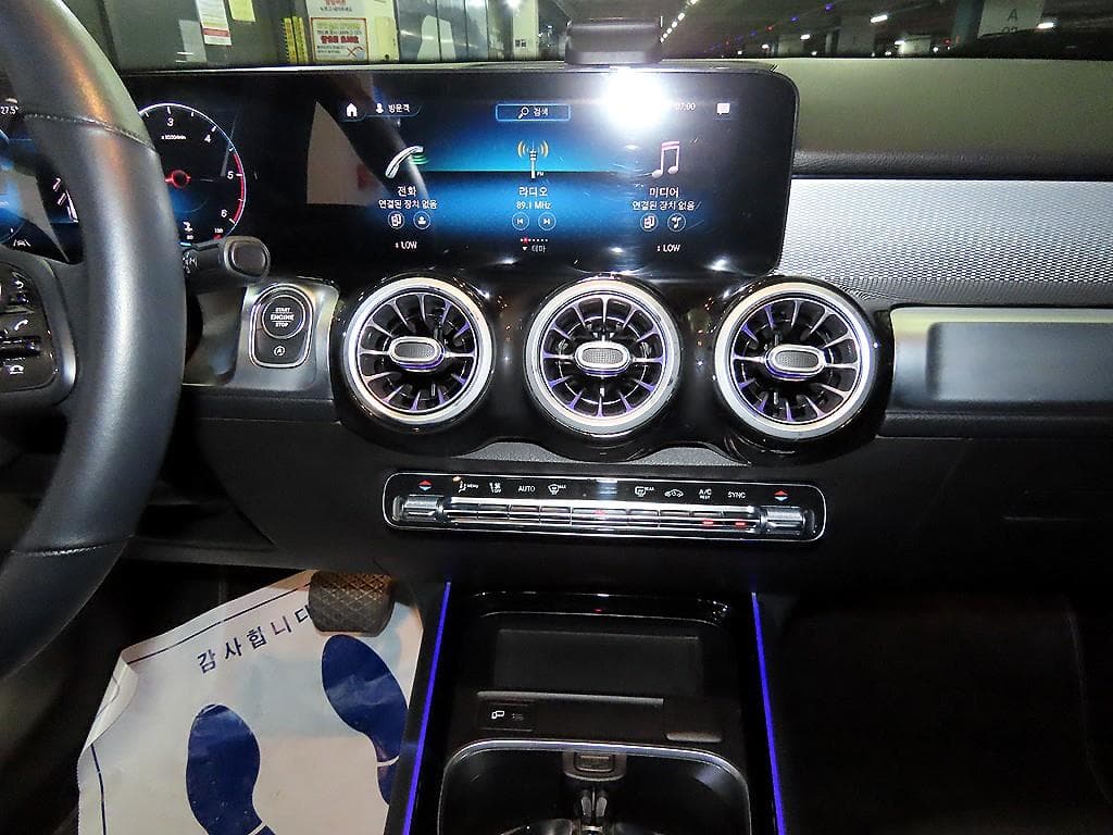 Mercedes-Benz GLB(X247)200 d - 11