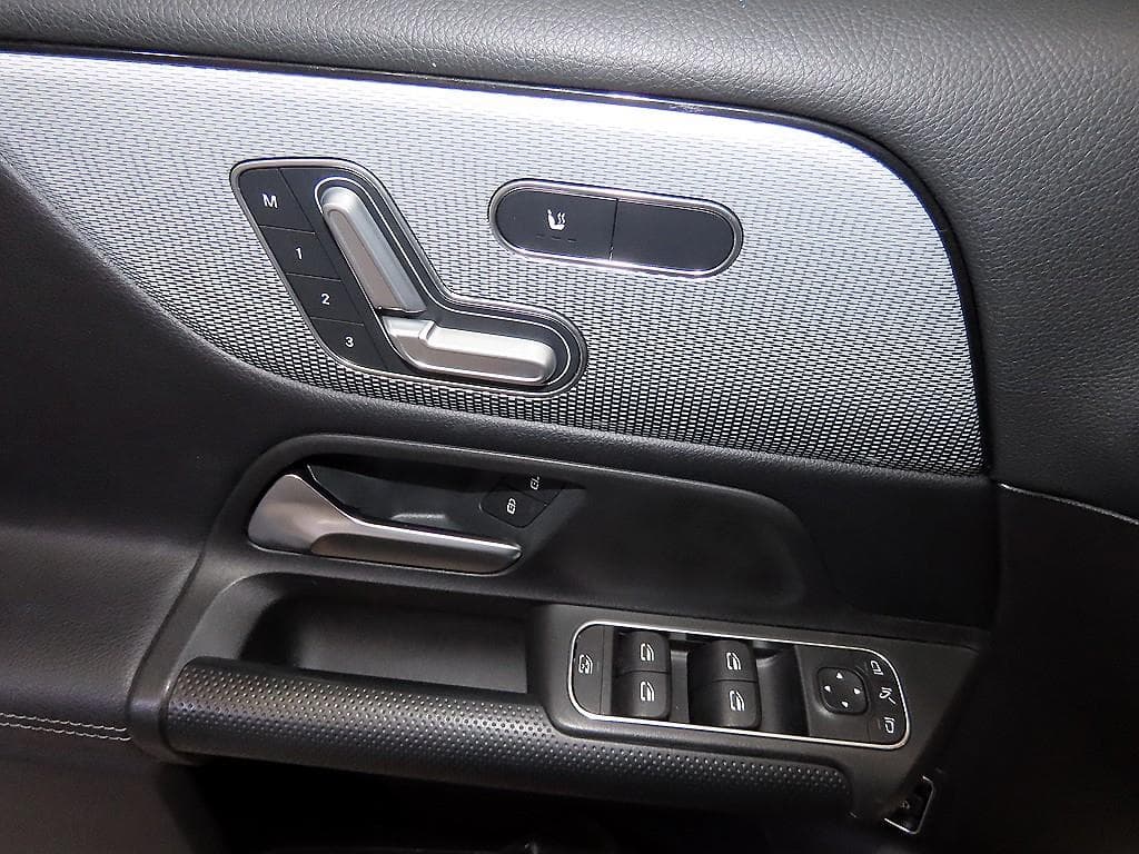 Mercedes-Benz GLB(X247)200 d - 14