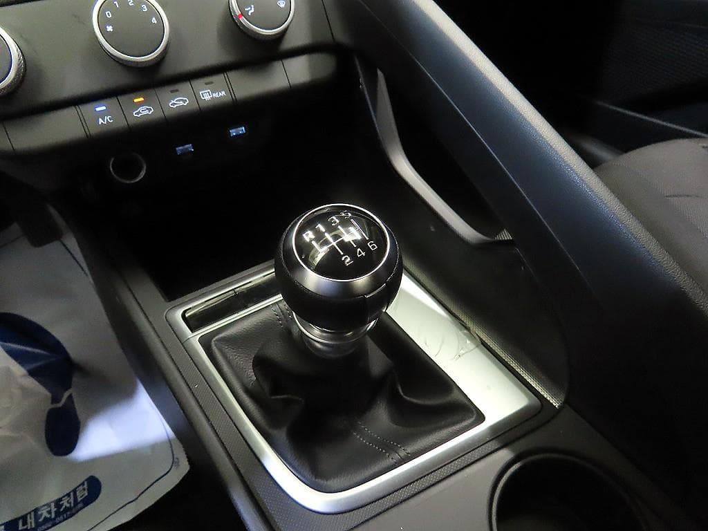 Hyundai All New Avante (Elantra)(CN7)1.6 Gasoline Smart - 12