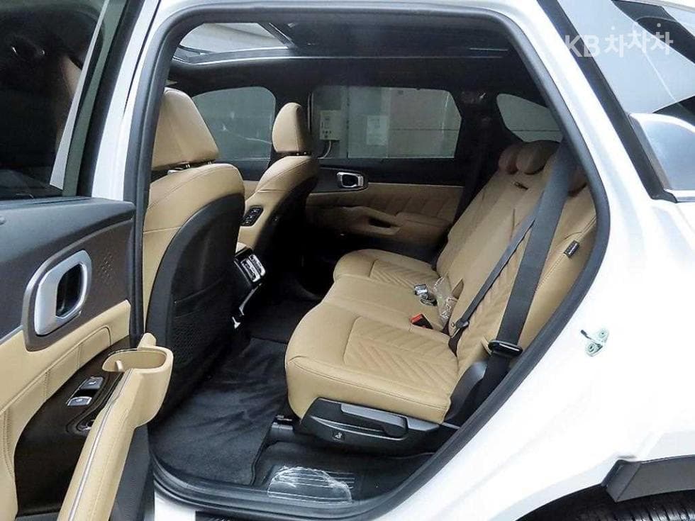 Kia The New (facelift) Sorento Hybrid MQ41.6T HEV 2WD Signature - 6