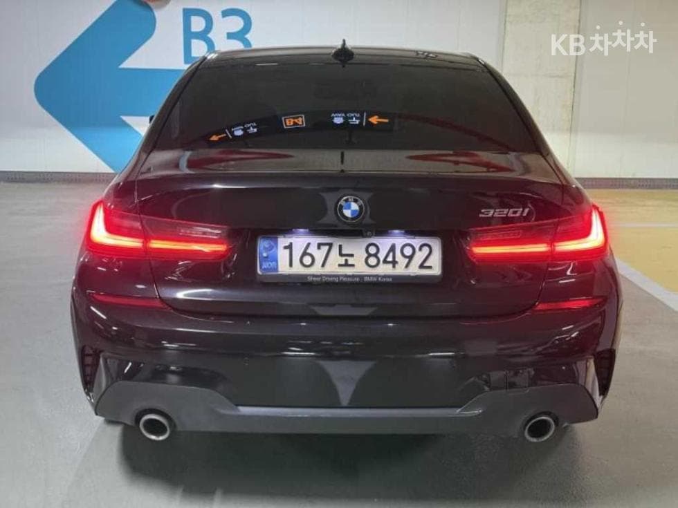 BMW 3 Series (G20)320i M Sport - 4