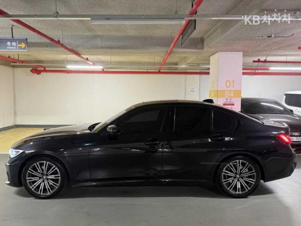 BMW 3 Series (G20)320i M Sport - 5
