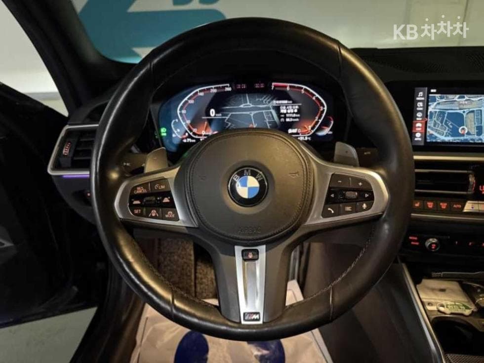 BMW 3 Series (G20)320i M Sport - 11