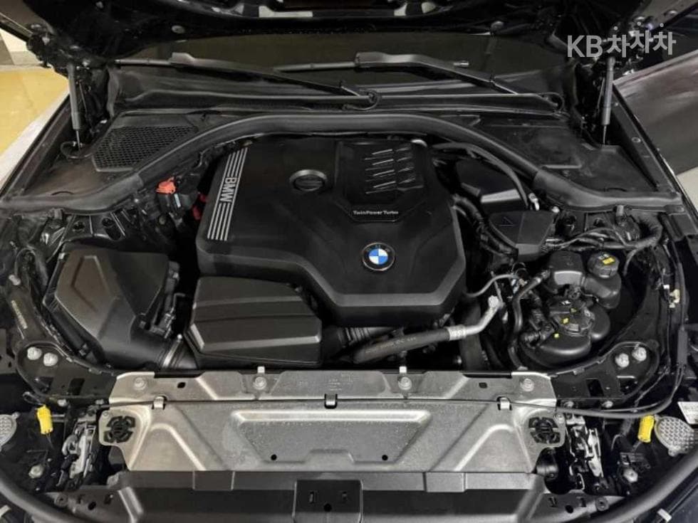 BMW 3 Series (G20)320i M Sport - 18