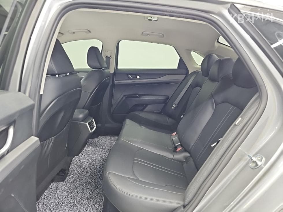 Kia K5 Hybrid 3rd Gen2.0 HEV Prestige - 12