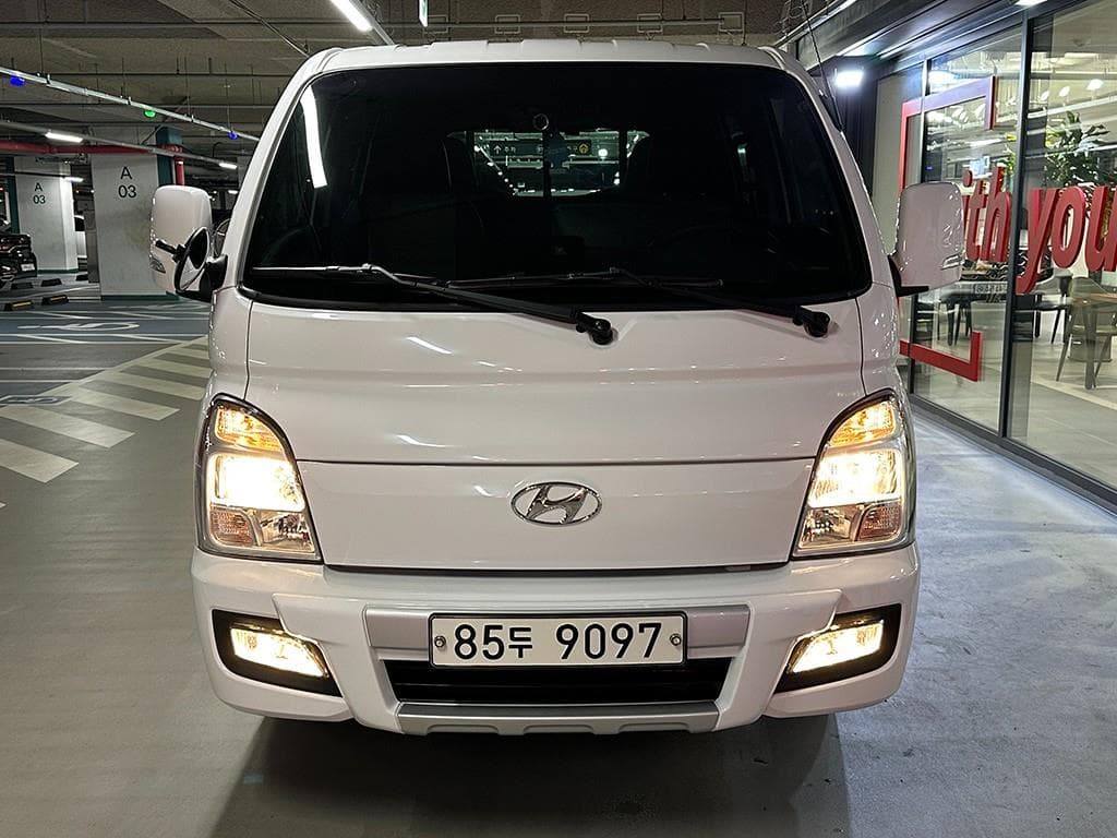 Hyundai Porter 2Extra Long Double Cab CRDi Premium - 2