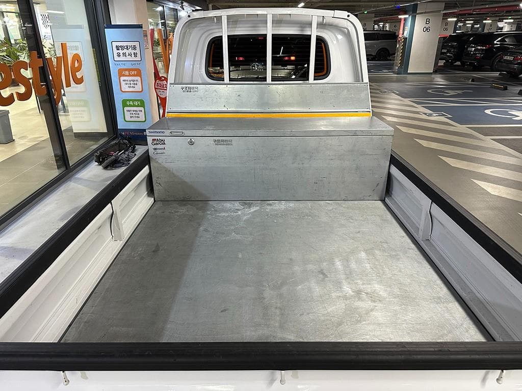 Hyundai Porter 2Extra Long Double Cab CRDi Premium - 6