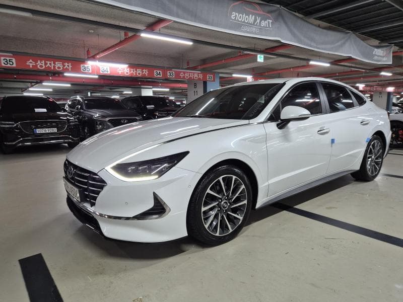 Hyundai Sonata (DN8) 2.0 Inspiration - Image 1