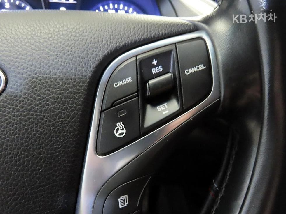 Hyundai Grandeur (Azera)HGHG220 Diesel Modern - 13