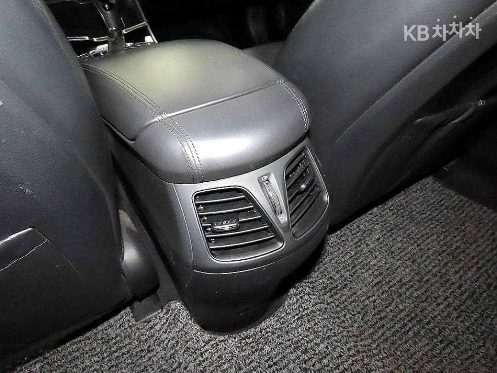 Hyundai Grandeur (Azera)HGHG220 Diesel Modern - 17