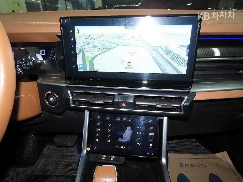 KG Mobility 토레스(J100)1.5 GDI Turbo AWD T7 - 11