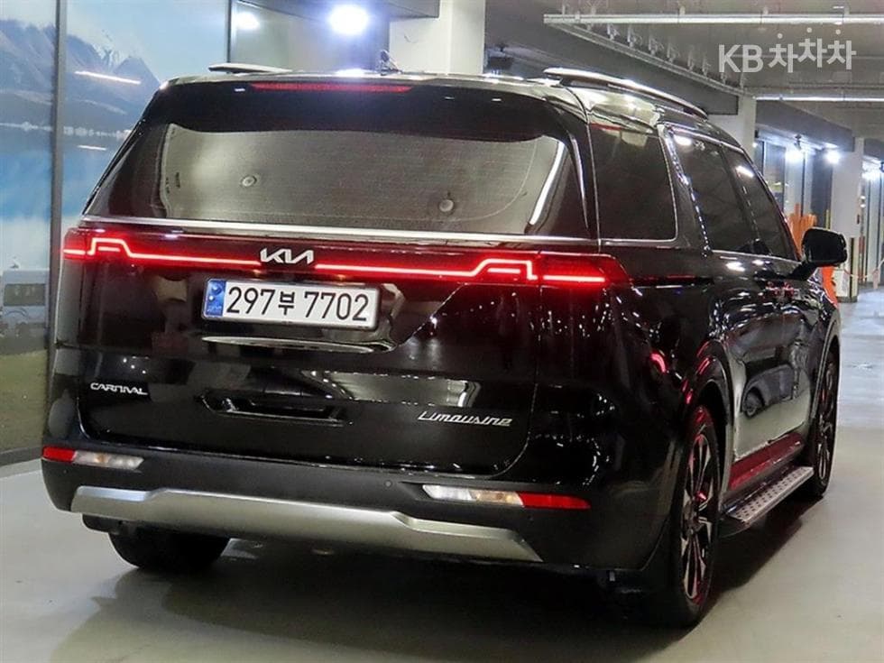 Kia Carnival 4th generationG3.5 GDI 7-seater (Limousine) Noblesse - 4