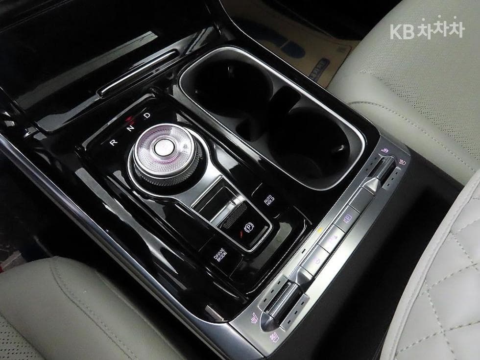 Kia Carnival 4th generationG3.5 GDI 7-seater (Limousine) Noblesse - 12