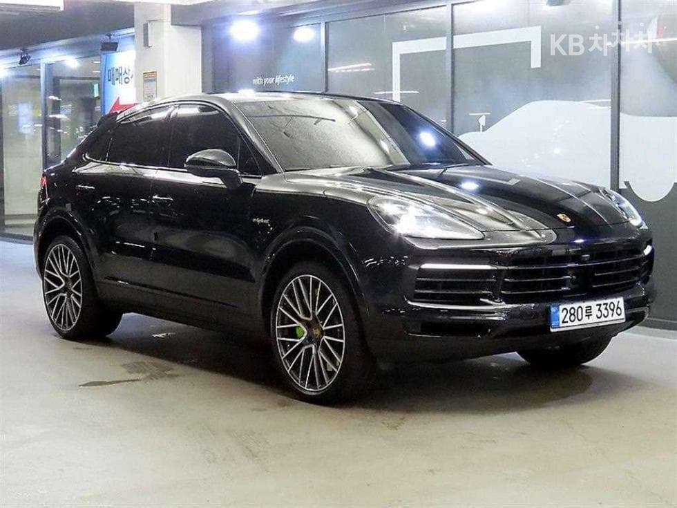 Porsche Cayenne(9Y0) 3.0 E-Hybrid Coupe Standard - Image 1