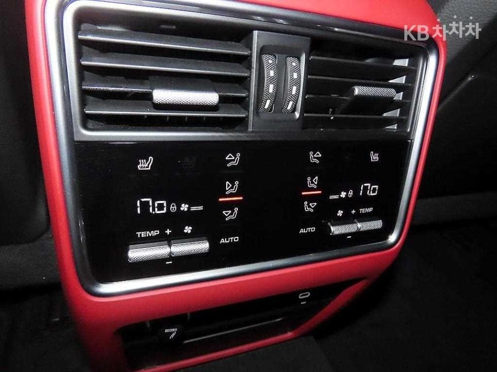 Porsche Cayenne(9Y0)3.0 E-Hybrid Coupe Standard - 14