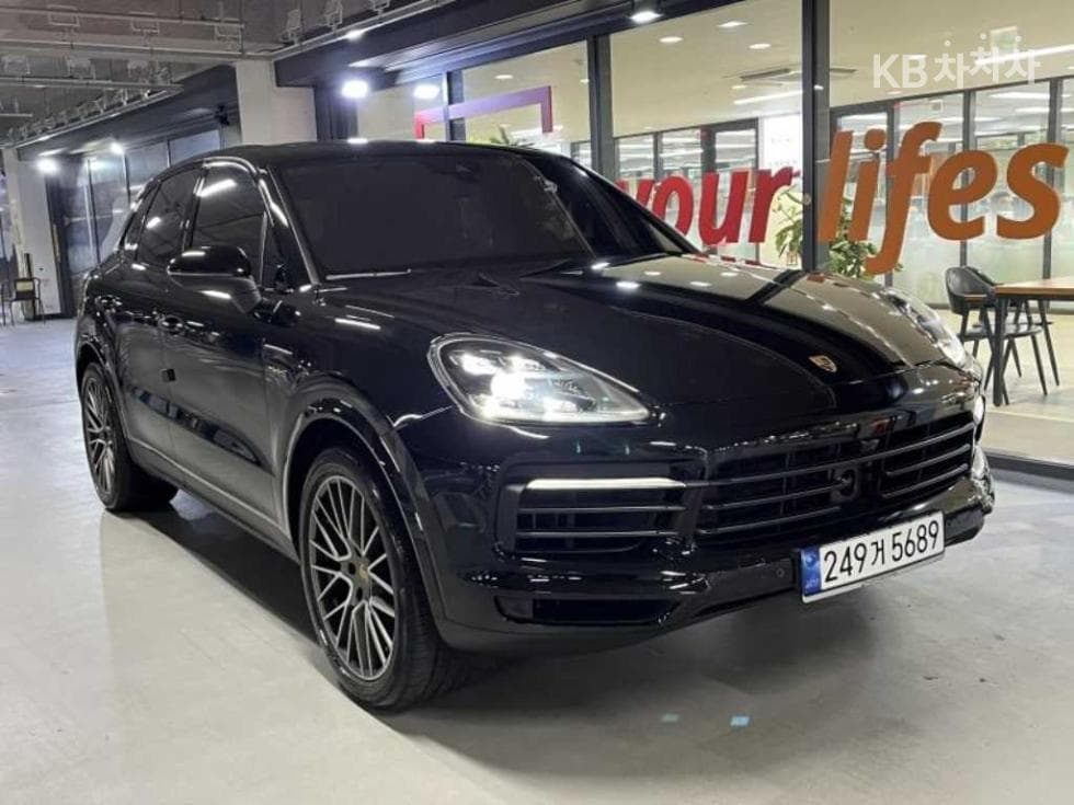 Porsche Cayenne(9Y0) 3.0 E-Hybrid Standard - Image 1