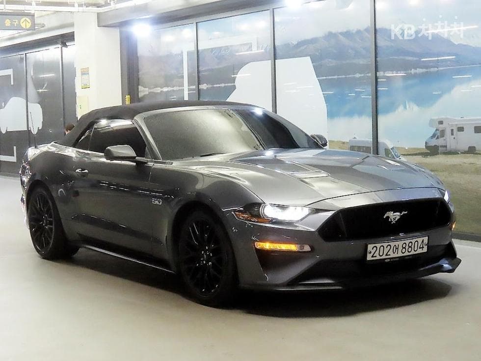 Ford 머스탱 GT Convertible - Image 1