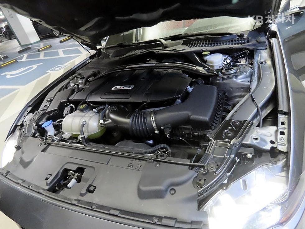 Ford 머스탱GT Convertible - 19