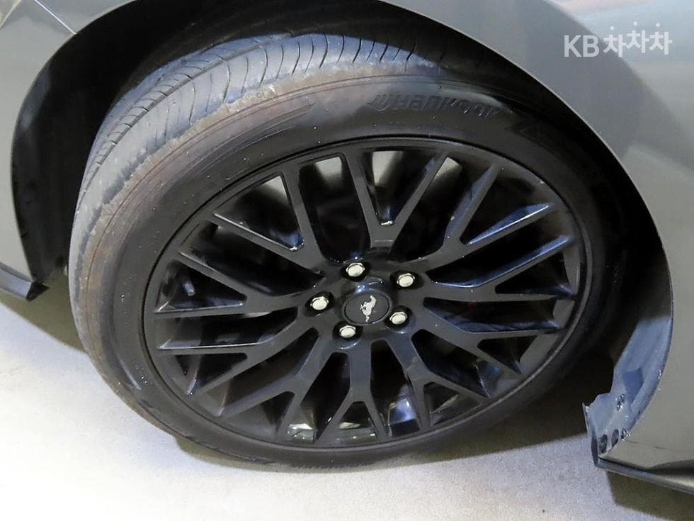 Ford 머스탱GT Convertible - 20