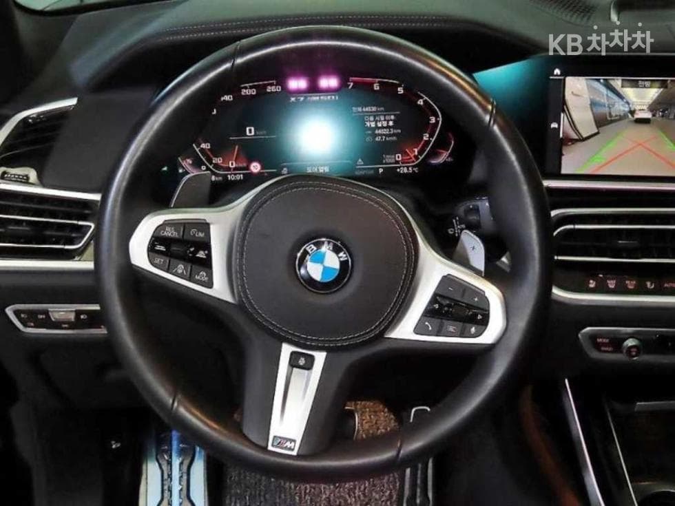 BMW X7(G07)M50i Standard - 8