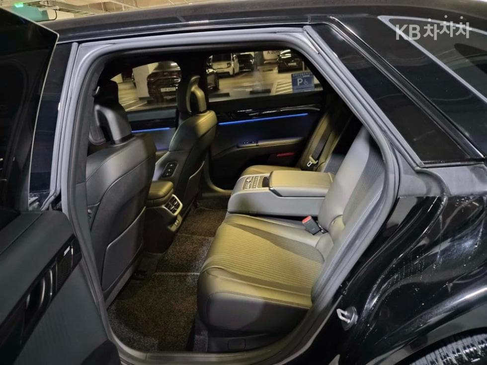 Hyundai The All New Grandeur (Azera)3.5 Gasoline 2WD Calligraphy - 7