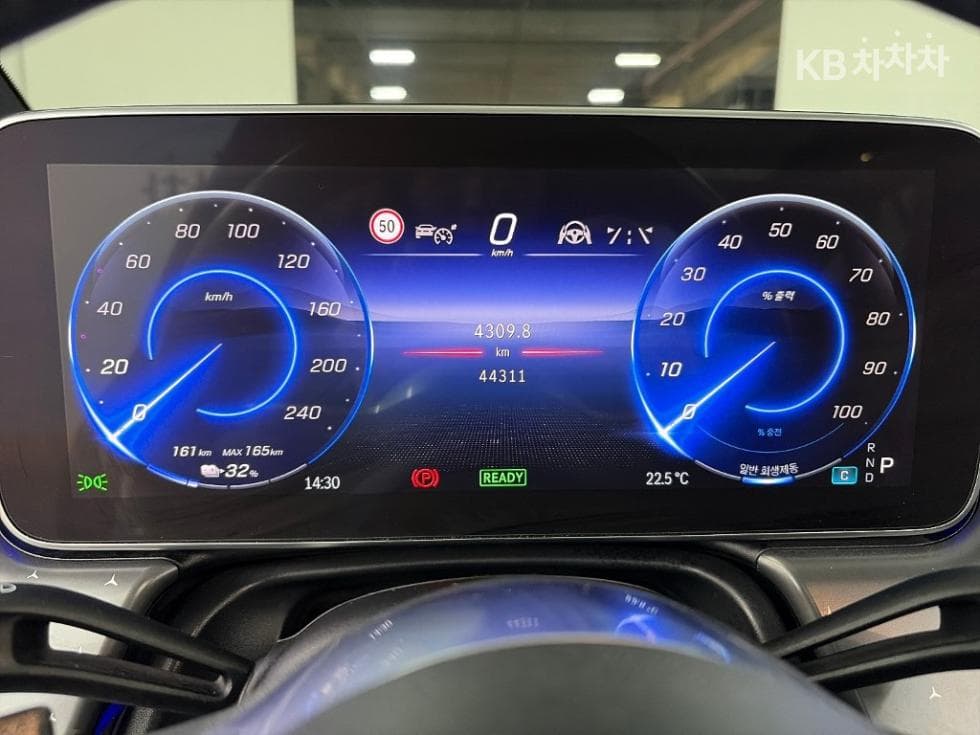 Mercedes-Benz EQE (V295)EQE 350 4Matic Standard - 6