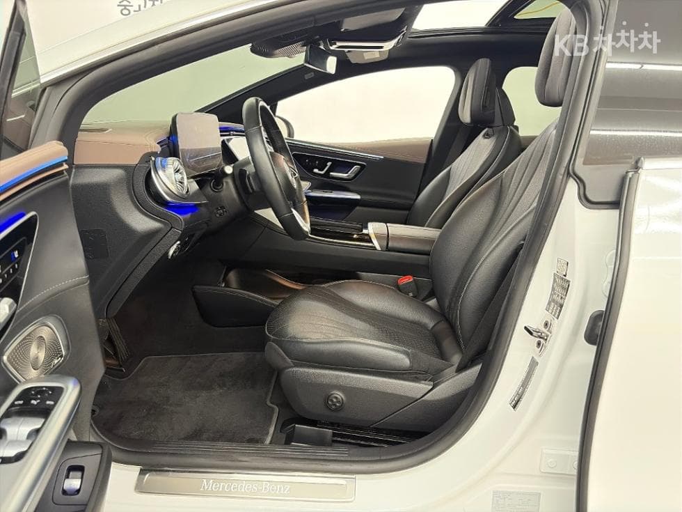 Mercedes-Benz EQE (V295)EQE 350 4Matic Standard - 11