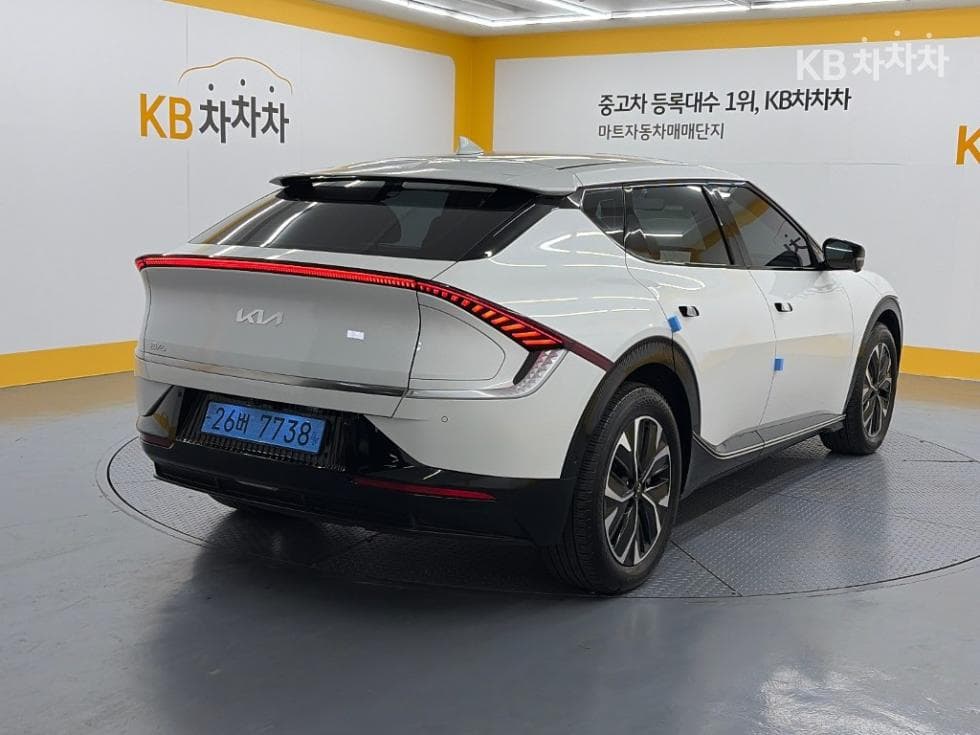 Kia EV6롱 레Seater지 4WD 어스 - 4