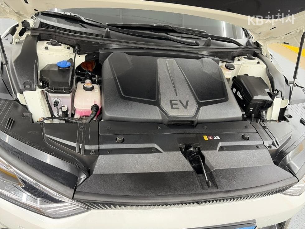 Kia EV6롱 레Seater지 4WD 어스 - 5