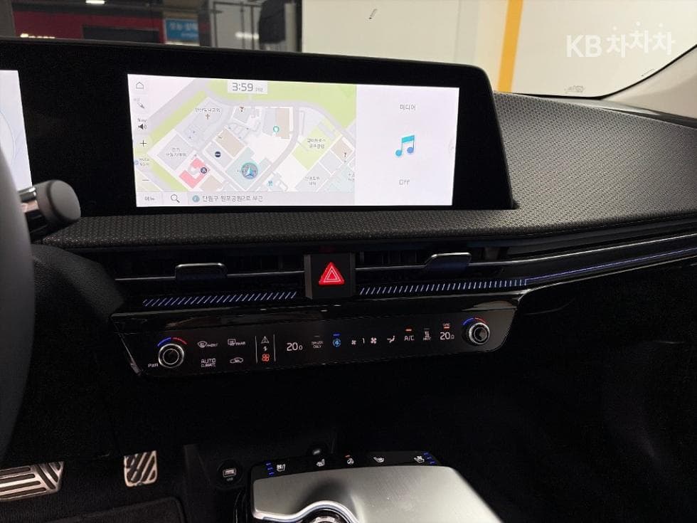 Kia EV6롱 레Seater지 4WD 어스 - 10