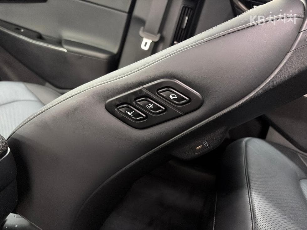 Kia EV6롱 레Seater지 4WD 어스 - 14