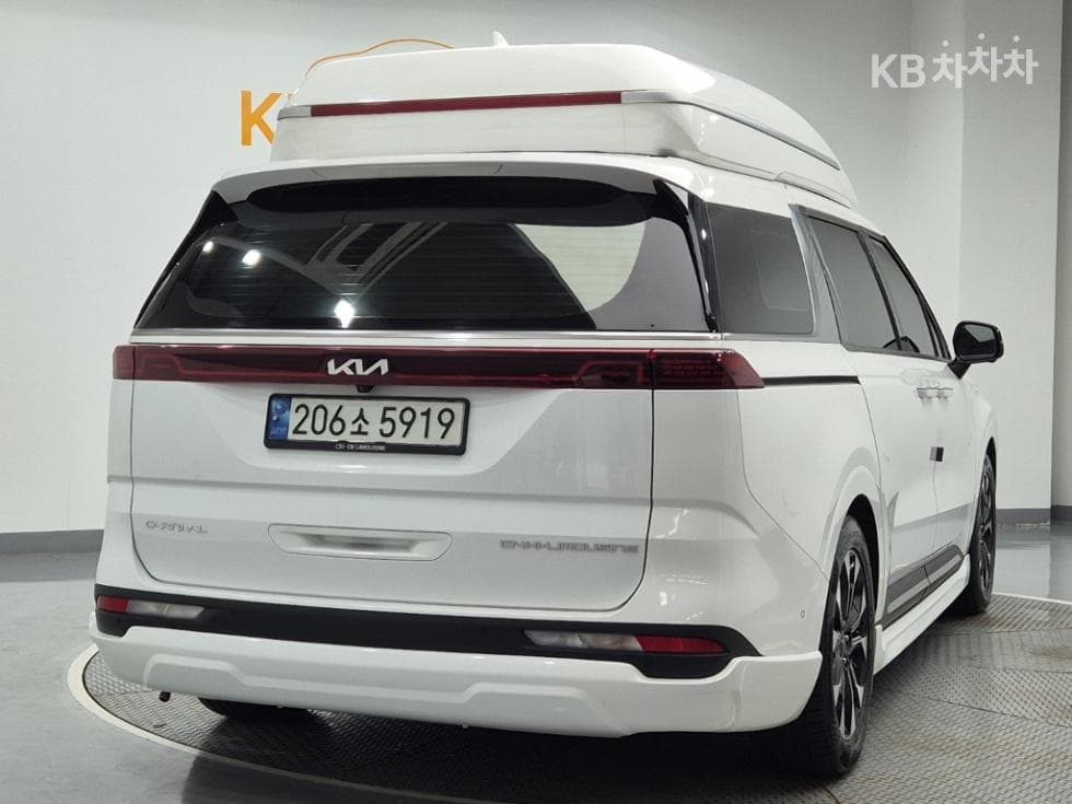 Киа Канивал 4-то поколениеВисок Лимузин (Канивал) G3.5 GDI 9-местен Signature - 3