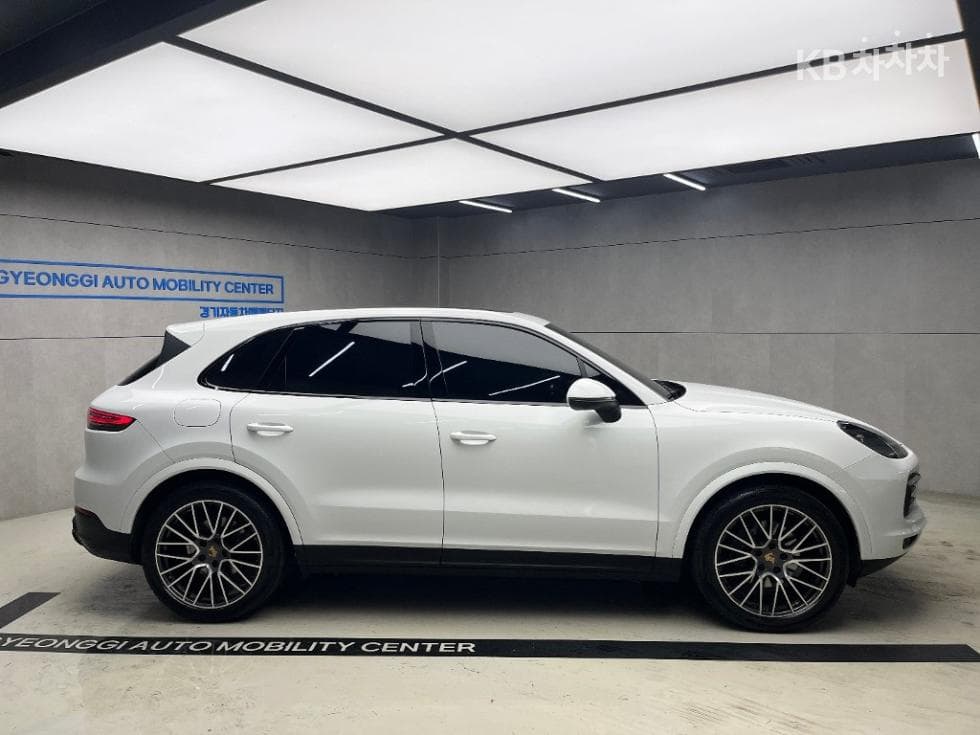 Porsche Cayenne(9Y0)3.0 Platinum Edition - 2