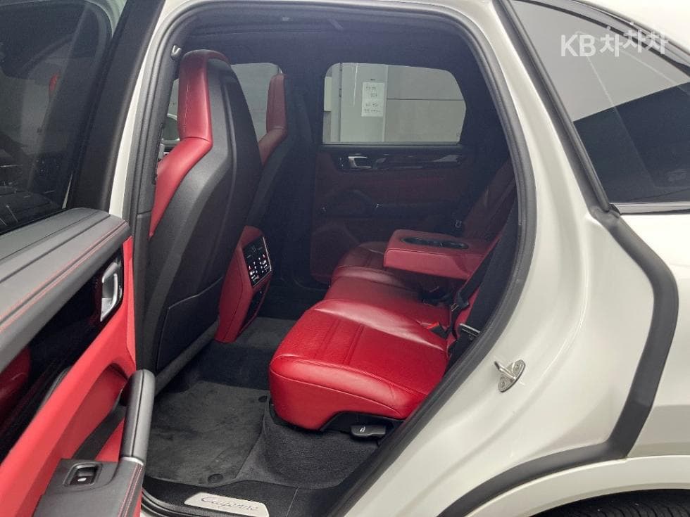 Porsche Cayenne(9Y0)3.0 Platinum Edition - 6