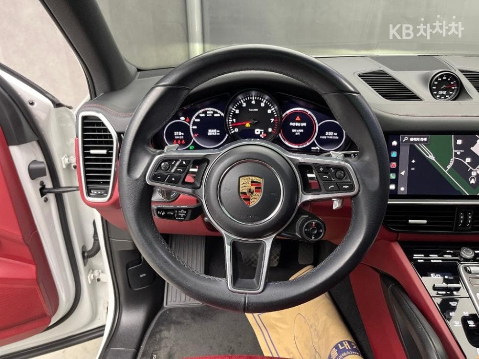 Porsche Cayenne(9Y0)3.0 Platinum Edition - 9