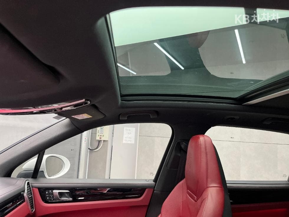 Porsche Cayenne(9Y0)3.0 Platinum Edition - 15